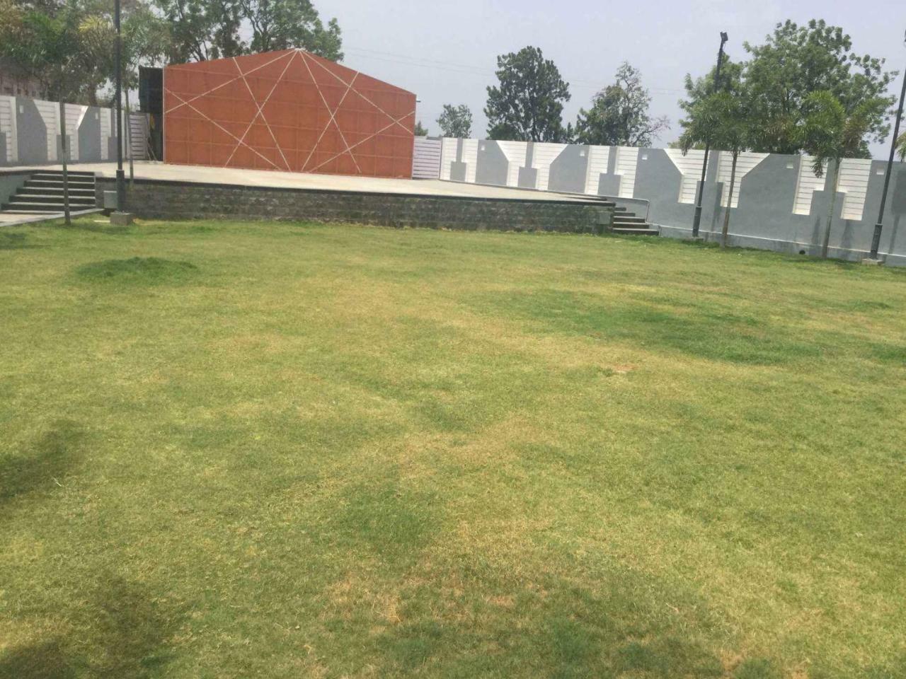 Sai Krupa Lawn And Regency, Buldhana Ngoại thất bức ảnh